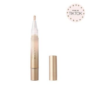 Stila Lip Gloss Pen in Shimmery Champagne Gold